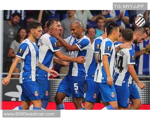 内政联队迎战卡雅全力争胜展现球队实力与战术魅力